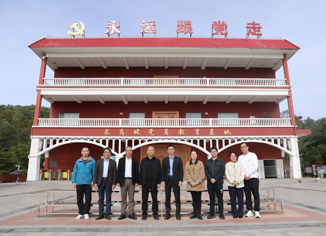 万企兴万村，房建在行动